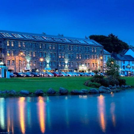 Clew Bay Balcony Views - Westport Quay Apt Lejlighed Eksteriør billede